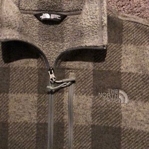 North face 1/4 zip pullover